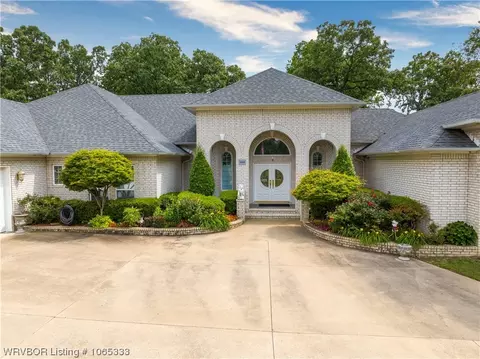 Exterior - 5300 E Valley Rd, Fort Smith, AR 72903 photo 2 of 7