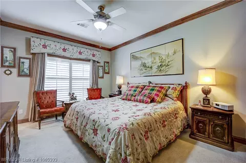Bedroom - 5300 E Valley Rd, Fort Smith, AR 72903 photo 4 of 6