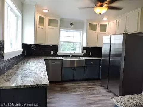4215 S 21st St, Fort Smith, AR 72901 photo 2