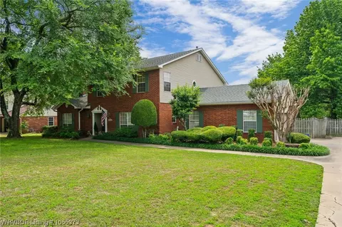 1800 Weeks Ln, Fort Smith, AR 72903 photo 2