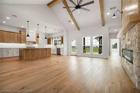 420 Painter Ln, Barling, AR 72923 photo 6
