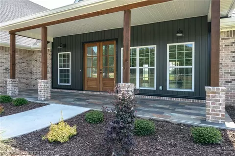 420 Painter Ln, Barling, AR 72923 photo 4