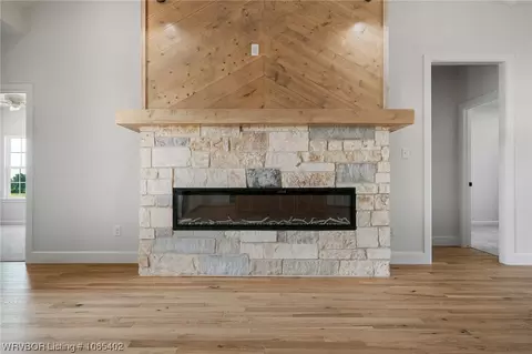 420 Painter Ln, Barling, AR 72923 photo 8