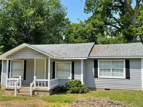 629 N Boston St, Spiro, OK 74959