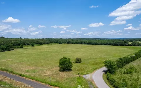 2614 Frazier Rd, Hartford, AR 72938