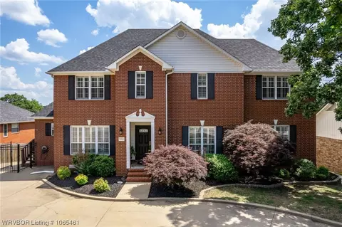 9204 Canopy Oaks Dr, Fort Smith, AR 72903