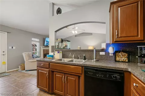 706 Chateau Dr, Fort Smith, AR 72908 photo 11