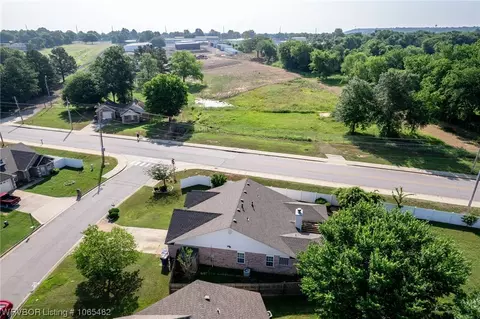 706 Chateau Dr, Fort Smith, AR 72908 photo 36