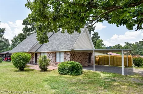 3100 Witteville Dr, Poteau, OK 74953