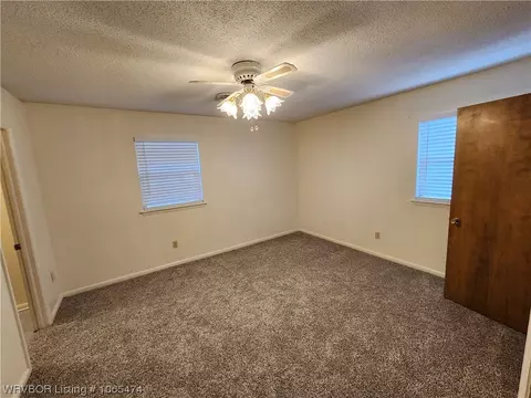 1615 S Savannah Dr, Fort Smith, AR 72901 photo 24