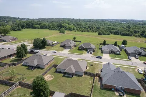 911 Laurel Way, Alma, AR 72921 photo 6