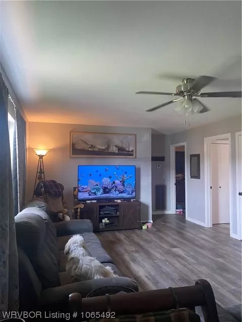 945 Cherry St, Alma, AR 72921 photo 8