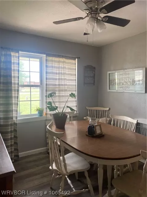 945 Cherry St, Alma, AR 72921 photo 6