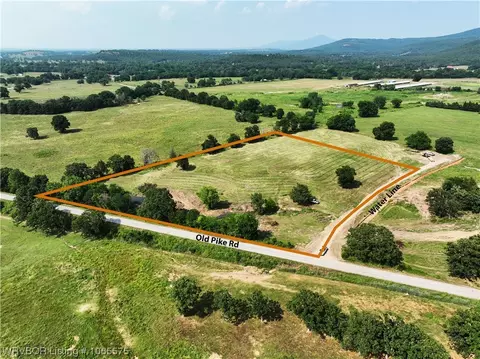 004 Old Pike Rd, Howe, OK 74940