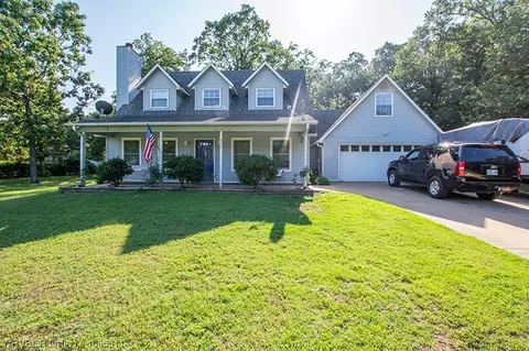 612 Wesley Ln, Muldrow, OK 74948