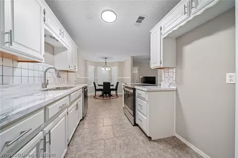 410 S Vine St, Hackett, AR 72937 photo 13