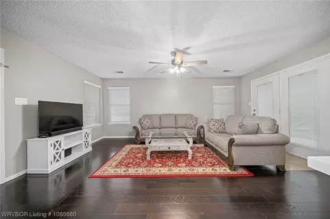410 S Vine St, Hackett, AR 72937 photo 4
