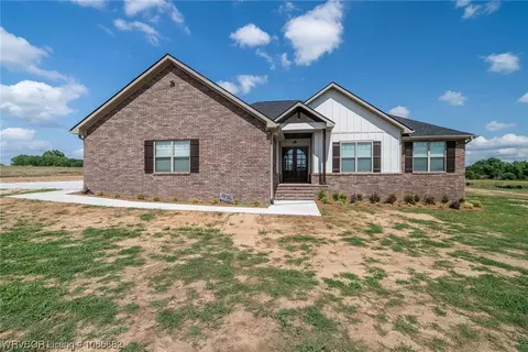 265 Doctors Creek Ests, Charleston, AR 72933