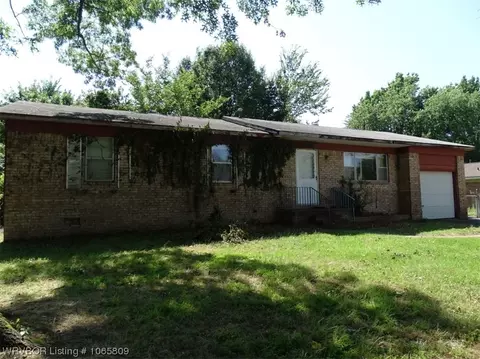 8012 Colony Ln, Fort Smith, AR 72908 photo 2