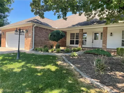 2801 Carrington Pointe Rd, Fort Smith, AR 72903 photo 3