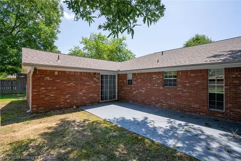 8807 Meandering Way, Fort Smith, AR 72903 photo 41