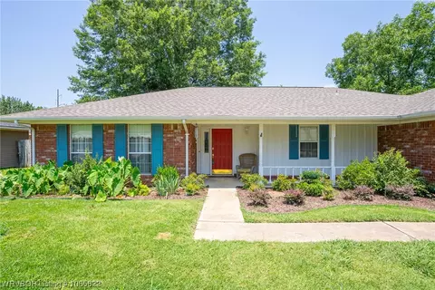 8807 Meandering Way, Fort Smith, AR 72903