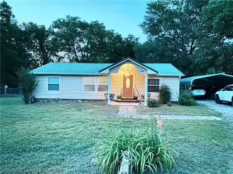 408 E Adams St, Midland, AR 72945 photo 32