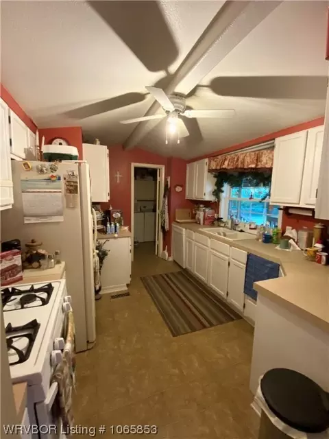 408 E Adams St, Midland, AR 72945 photo 8