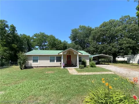 408 E Adams St, Midland, AR 72945