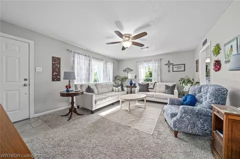 3911 S Q St, Fort Smith, AR 72903 photo 2