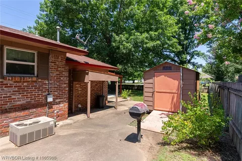205 N 5th St, Paris, AR 72855 photo 15