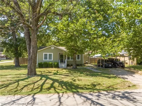 603 Buena Vista Ave, Van Buren, AR 72956