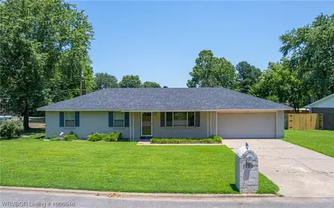 1125 Eastwood Dr, Booneville, AR 72927