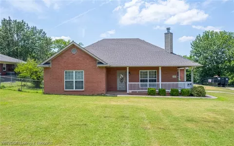 307 S Greenwood St, Charleston, AR 72933