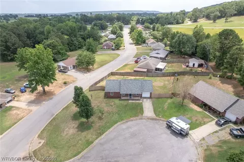 405 N 36th St, Ozark, AR 72949 photo 2