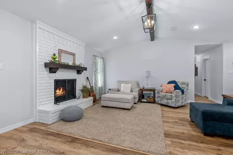 2208 N Davis St, Lavaca, AR 72941 photo 6