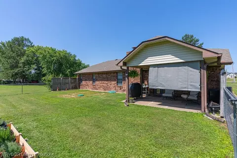 2208 N Davis St, Lavaca, AR 72941 photo 31