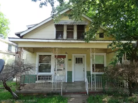 1809 I St, Fort Smith, AR 72901
