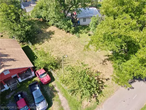 1710 J St, Fort Smith, AR 72901 photo 4