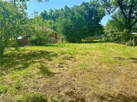 1710 J St, Fort Smith, AR 72901