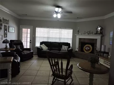 2005 Kylie Cir, Lavaca, AR 72941 photo 9