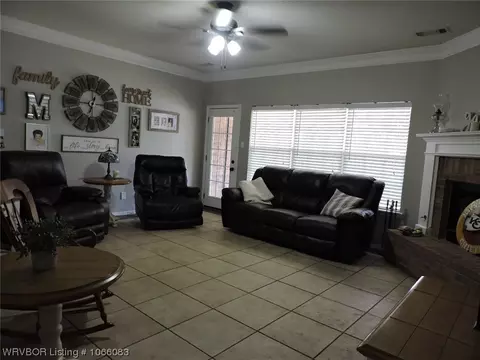 2005 Kylie Cir, Lavaca, AR 72941 photo 11