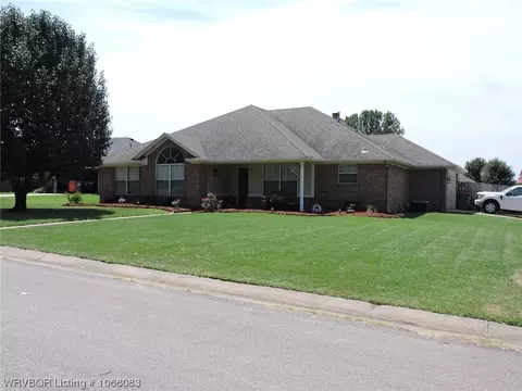 2005 Kylie Cir, Lavaca, AR 72941