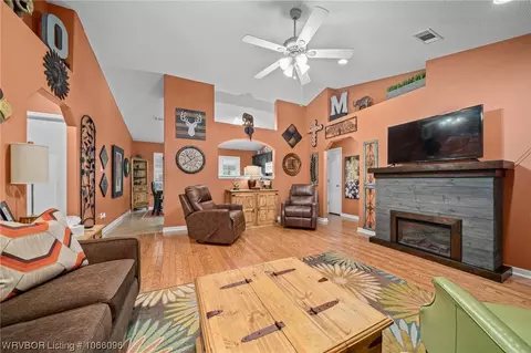 1202 N 10th St, Barling, AR 72923 photo 3