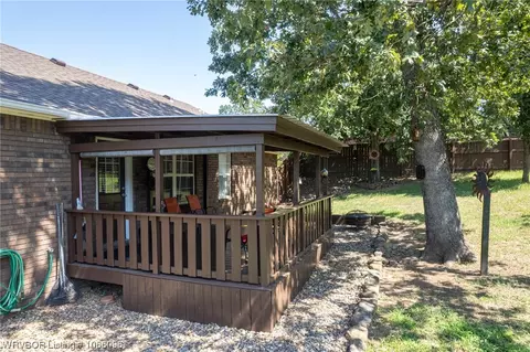 1202 N 10th St, Barling, AR 72923 photo 10