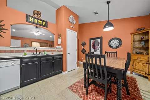 1202 N 10th St, Barling, AR 72923 photo 7