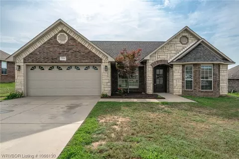 2510 Kevin St, Van Buren, AR 72956
