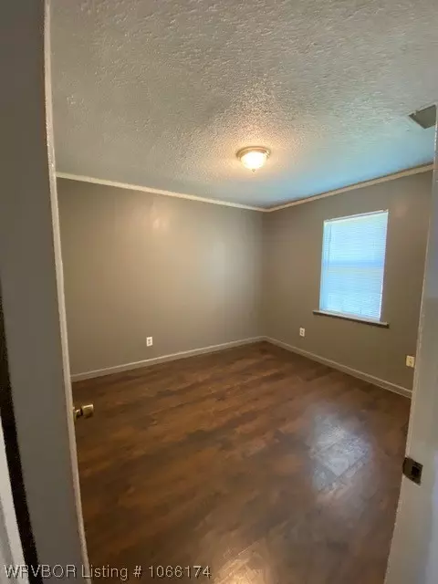 2525 Albert Pike Ave, Fort Smith, AR 72904 photo 3