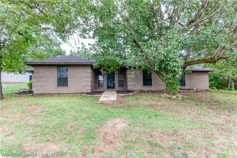 3810 S Hwy 255, Lavaca, AR 72941