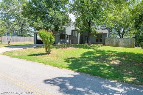 2001 Hickory St, Greenwood, AR 72936